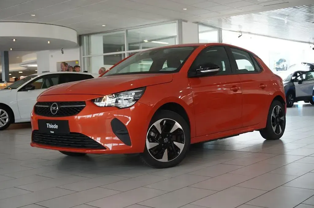 Gebraucht Opel Corsa-e Edition 100 kW (136 PS) 2023 Power orange Kleinwagen