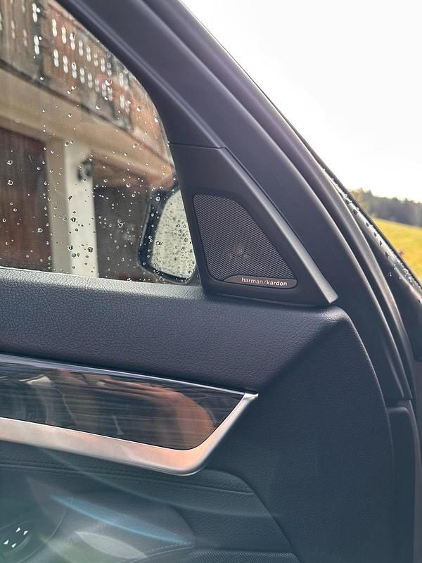 Gebraucht BMW 520 184 PS (135 kW) 2014 Grau Kombi