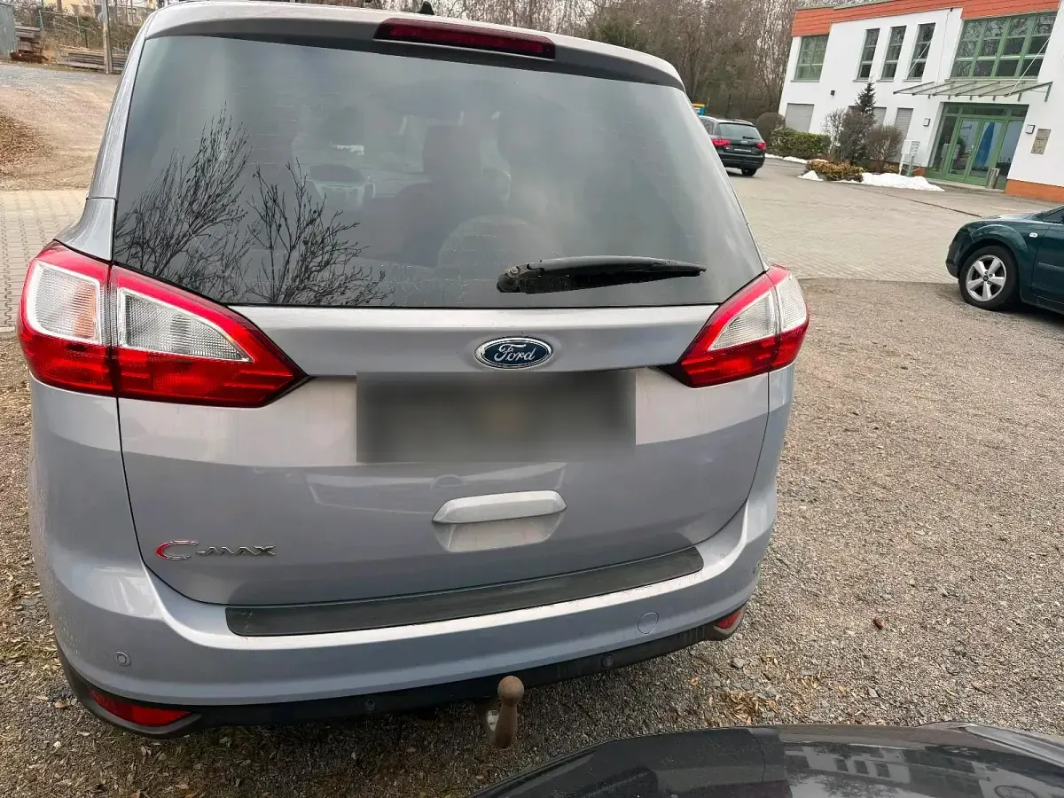 Gebraucht Ford Grand C-Max 150 PS (110 kW) 2011 Silber Van / Kleinbus