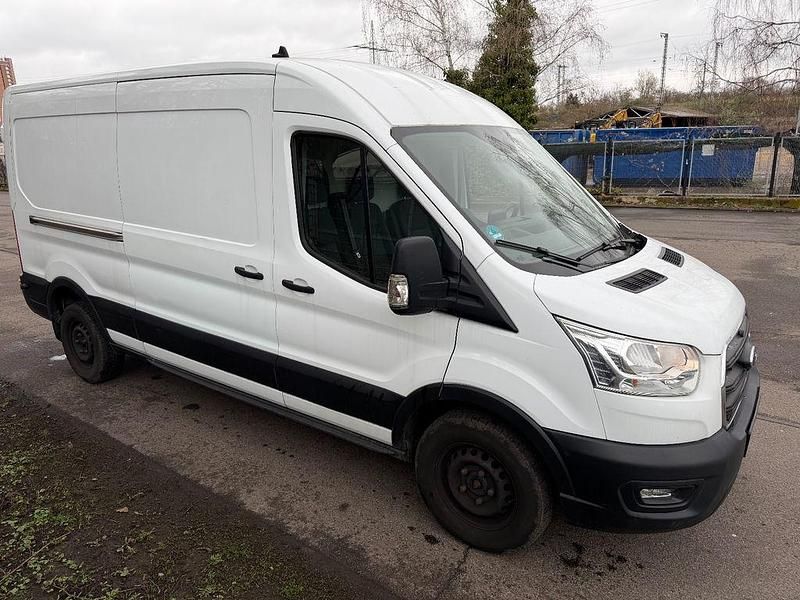 Gebraucht Ford Transit 131 PS (96 kW) 2021 Weiß Van / Kleinbus