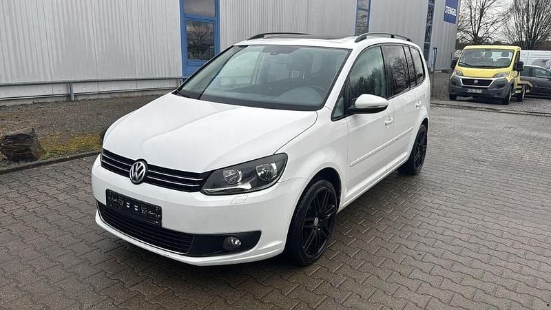 Gebraucht VW Touran Comfortline 105 PS (77 kW) 2010 Weiß Van / Kleinbus