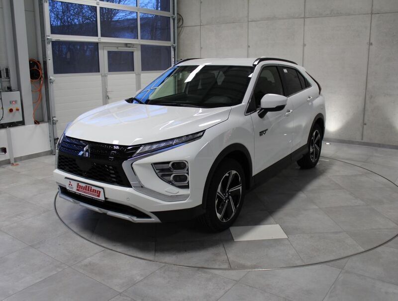 Weiß Neu 2025 Mitsubishi Eclipse Cross Plus SUV | 28.900 € - Bild 1/4