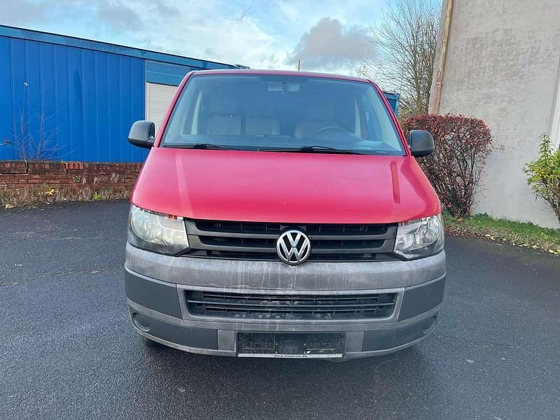 Gebraucht VW Transporter 140 PS (102 kW) 2010 Salsa red Van