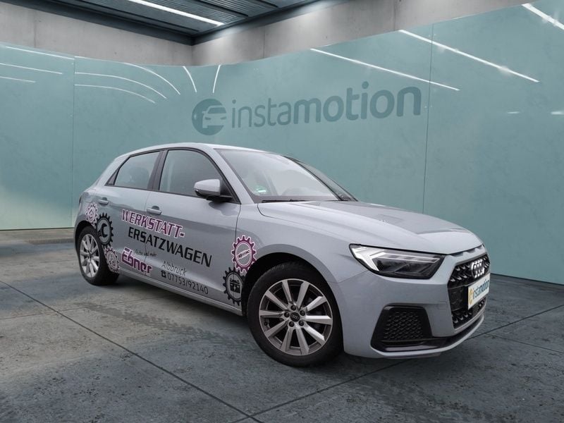 Grau Gebraucht 2022 Audi A1 Sportback Advanced Plus Kleinwagen | 25.280 € (Teuer) - Bild 1/4