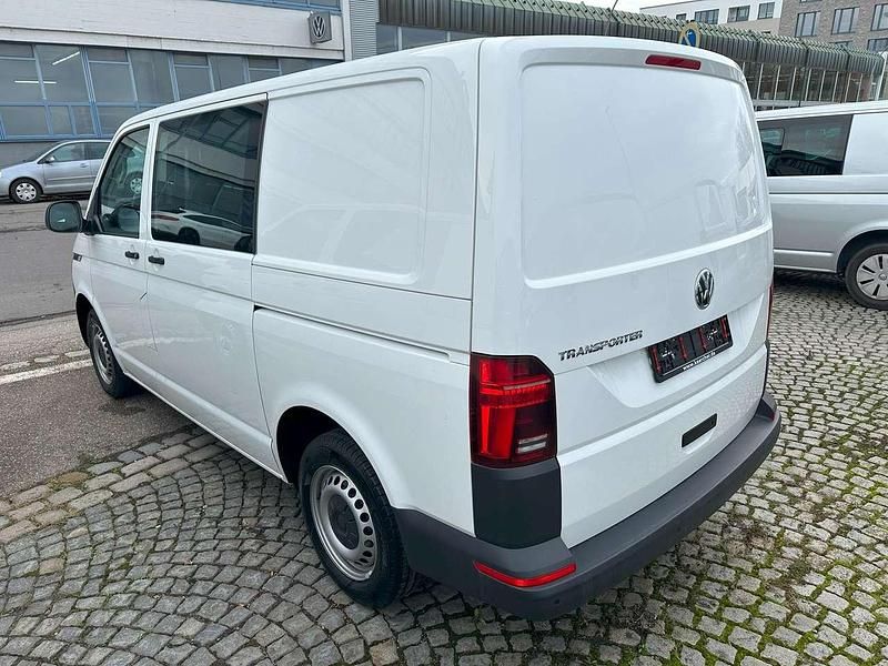 Second-hand VW Transporter 150 CP (110 kW) 2022 Alb Van