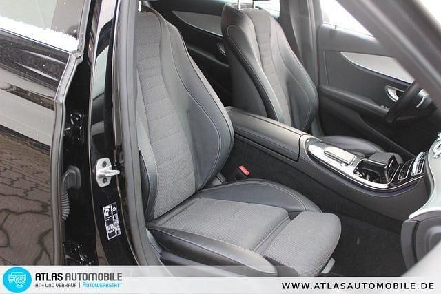 Gebraucht Mercedes E300 Avantgarde 306 PS (225 kW) 2021 Schwarz Kombi