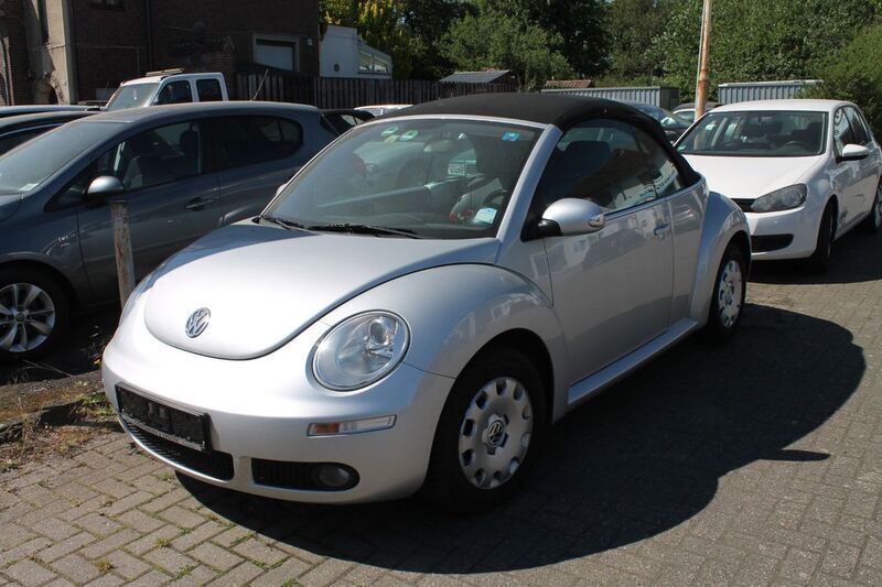 Reflexsilber metallic Gebraucht 2007 VW Beetle Cabrio | 8.950 € - Bild 1/4