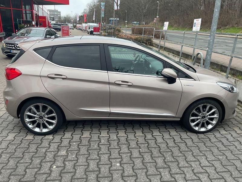 Gebraucht Ford Fiesta Vignale 101 PS (74 kW) 2018 Grau Kleinwagen