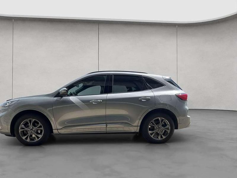 Gebraucht Ford Kuga ST-Line X 151 PS (111 kW) 2023 Silber SUV