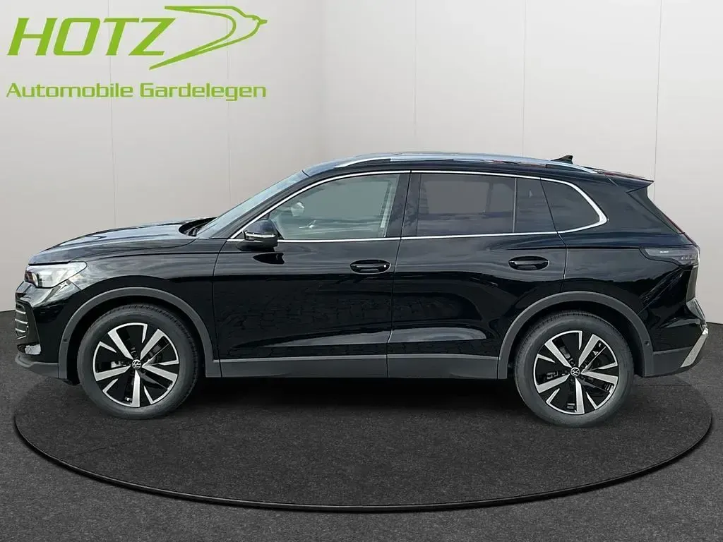 Neu VW Tiguan Elegance 150 PS (110 kW) 2025 Grenadillschwarz metallic SUV