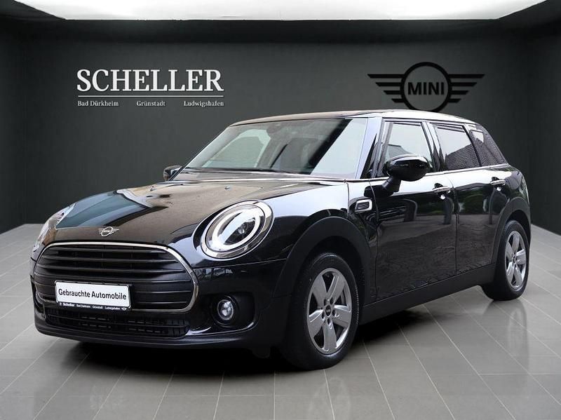 Midnight black metallic Gebraucht 2022 Mini Cooper Clubman Kombi | 25.900 € (Etwas zu teuer) - Bild 1/4