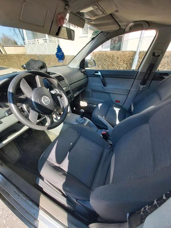 Gebraucht VW Polo 75 PS (55 kW) 2003 Silber Kleinwagen