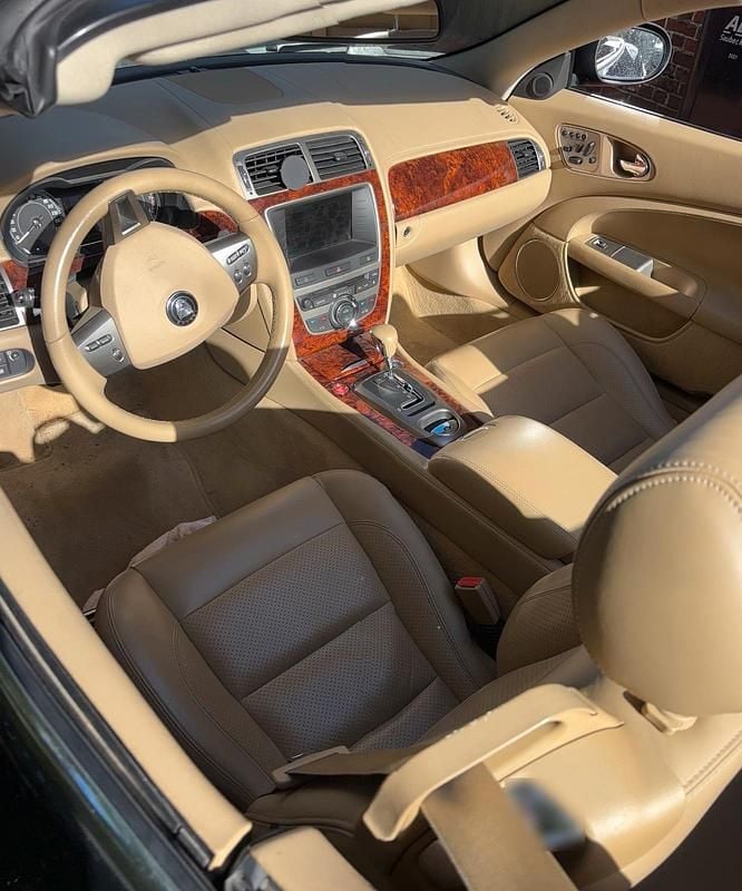Gebraucht Jaguar XK8 298 PS (219 kW) 2006 Schwarz Cabrio