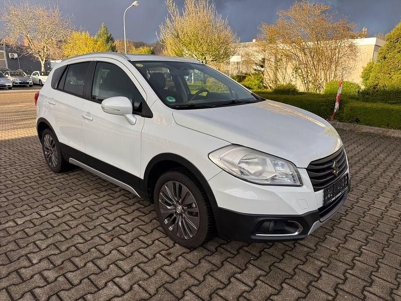 Gebraucht Suzuki SX4 120 PS (88 kW) 2014 Weiß Limousine