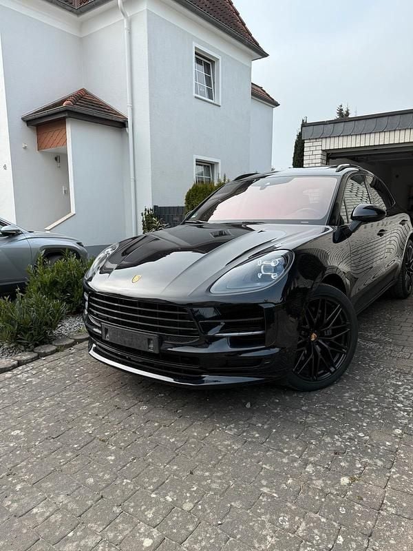 Schwarz Gebraucht 2019 Porsche Macan S SUV | 46.000 € (Teuer) - Bild 1/4