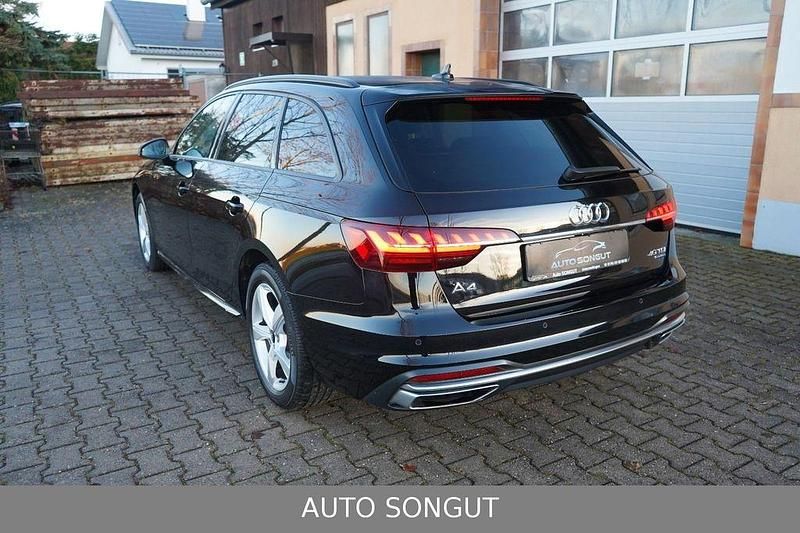 Gebraucht Audi A4 Sport 204 PS (150 kW) 2022 Schwarz Kombi