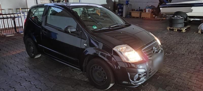 Gebraucht Citroën C2 74 PS (54 kW) 2009 Schwarz Kleinwagen