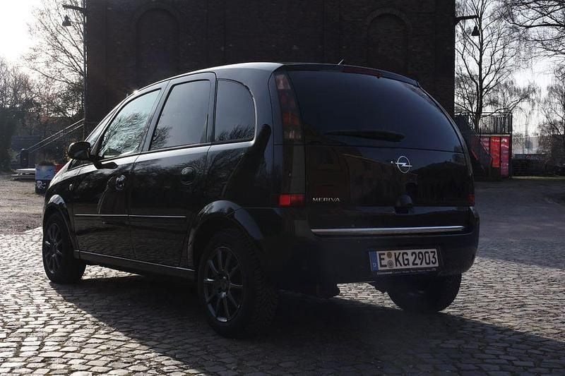 Gebraucht Opel Meriva Innovation 105 PS (77 kW) 2009 Schwarz Van / Kleinbus