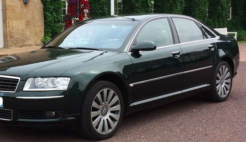 Grün Gebraucht 2005 Audi A8 Limousine | 4.000 € - Bild 1/4