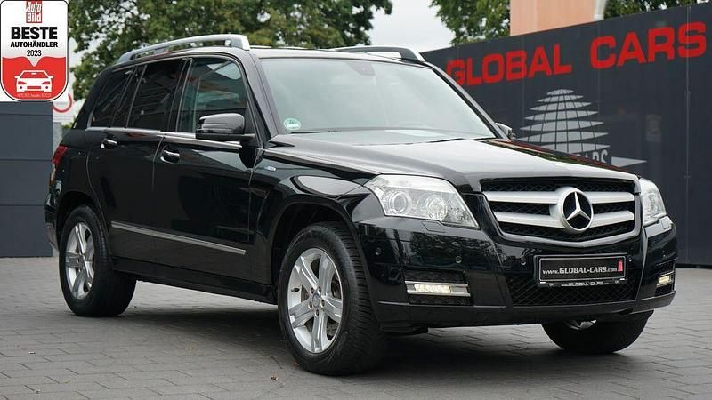 Schwarz/baltic black Gebraucht 2012 Mercedes GLK220 SUV | 8.885 € (Guter Preis) - Bild 1/4