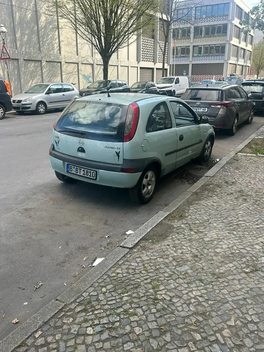 Second-hand Opel Corsa 75 CP (55 kW) 2001 Verde Hatchback