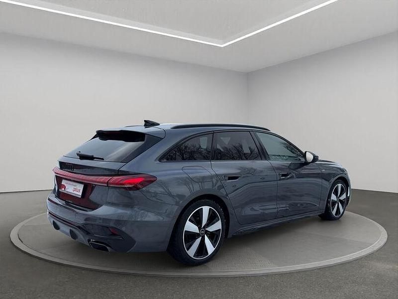 Gebraucht Audi A5 S-Line 204 PS (150 kW) 2025 Daytonagrau perleffekt Kombi