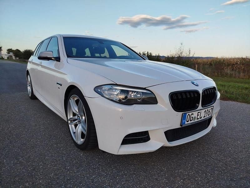 Gebraucht BMW 550 M Sport 381 PS (280 kW) 2016 Weiß Kombi