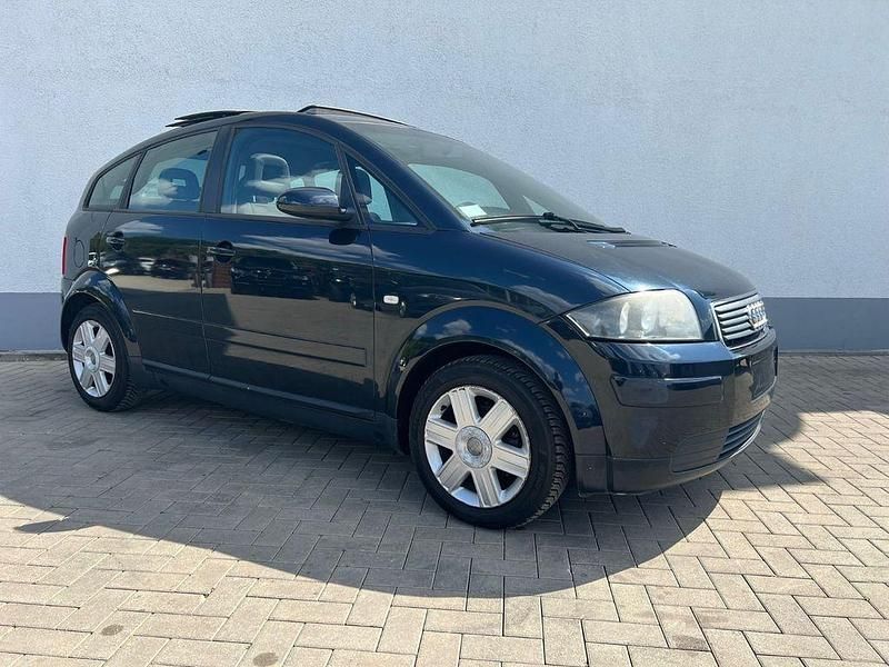 Usata Audi A2 75 CV (55 kW) 2004 Blu Utilitaria