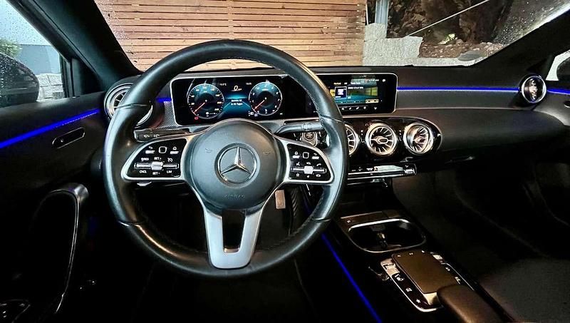 Gebraucht Mercedes A220 Progressive 190 PS (139 kW) 2018 Beige Limousine