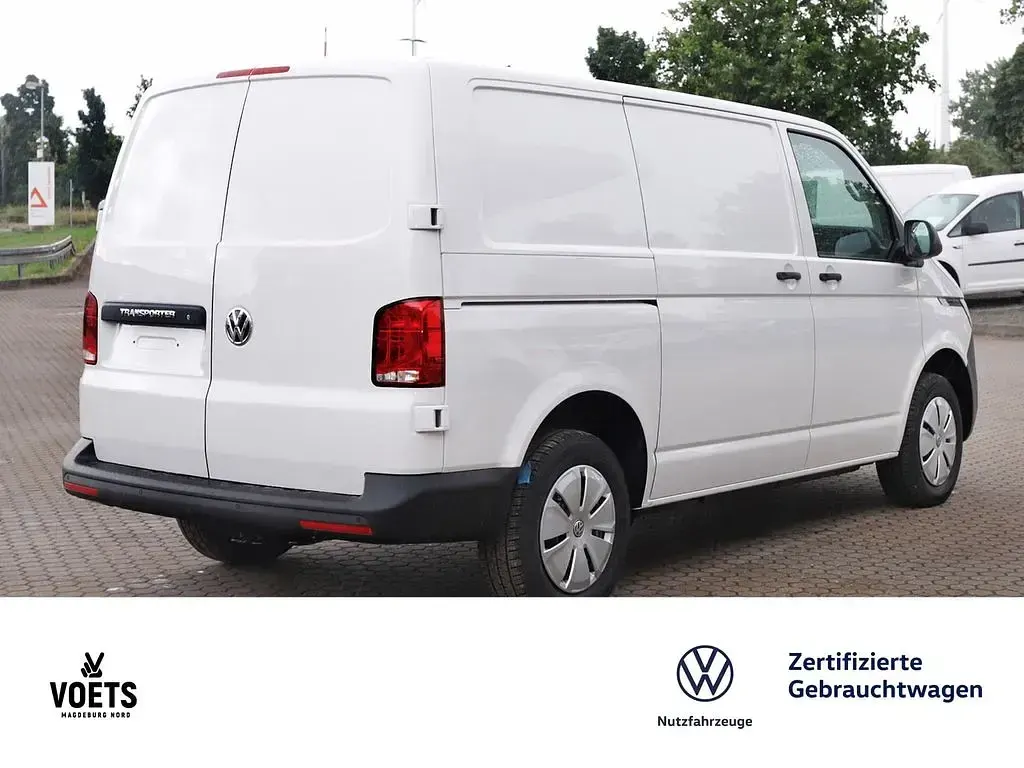 Gebraucht VW Transporter 110 PS (80 kW) 2025 Weiß Van
