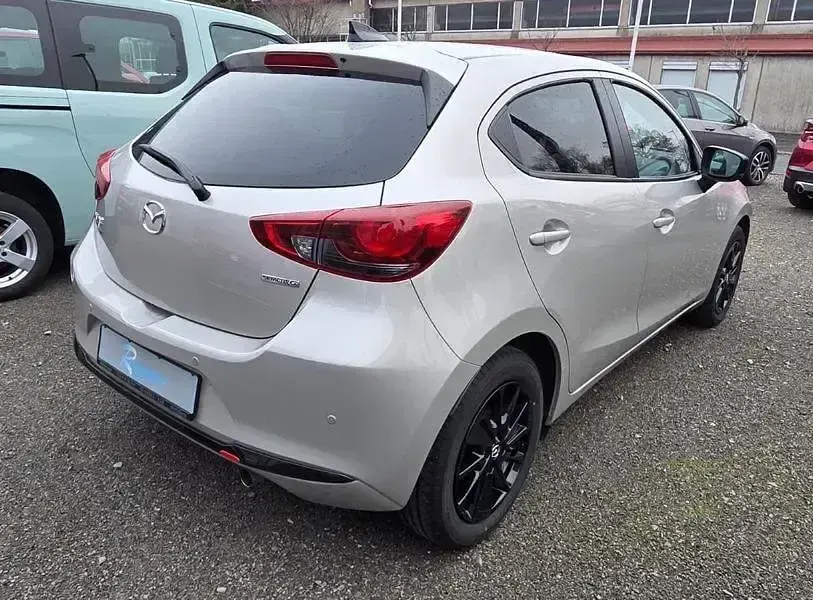 Gebraucht Mazda 2 116 PS (85 kW) 2025 Silber Kleinwagen