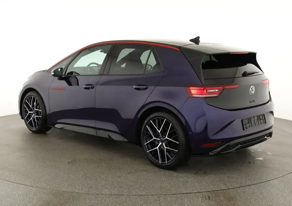 Neu VW ID.3 GTX 239 kW (326 PS) 2026 Ultra violet metallic/ dach schwarz Kleinwagen