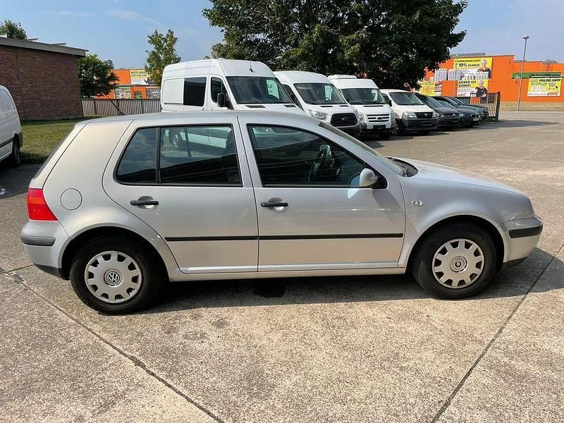 Gebraucht VW Golf IV 101 PS (74 kW) 1998 Silber Limousine
