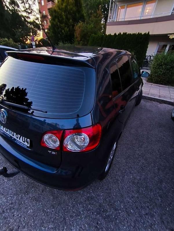 Blau Gebraucht 2006 VW Golf V Sportline Limousine | 3.650 € (Etwas zu teuer) - Bild 1/4