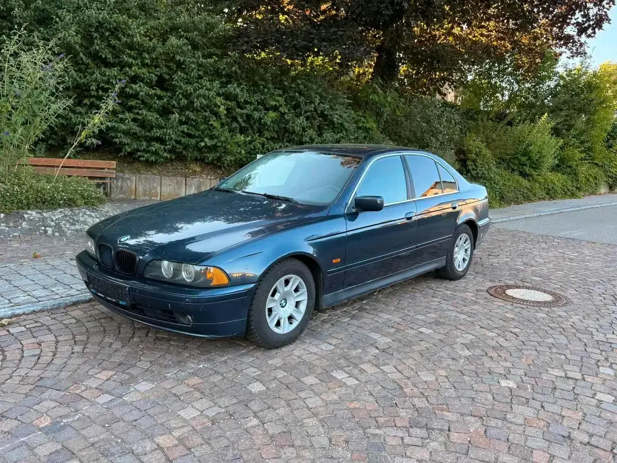 Gebraucht BMW 525 170 PS (125 kW) 2002 Blau Limousine