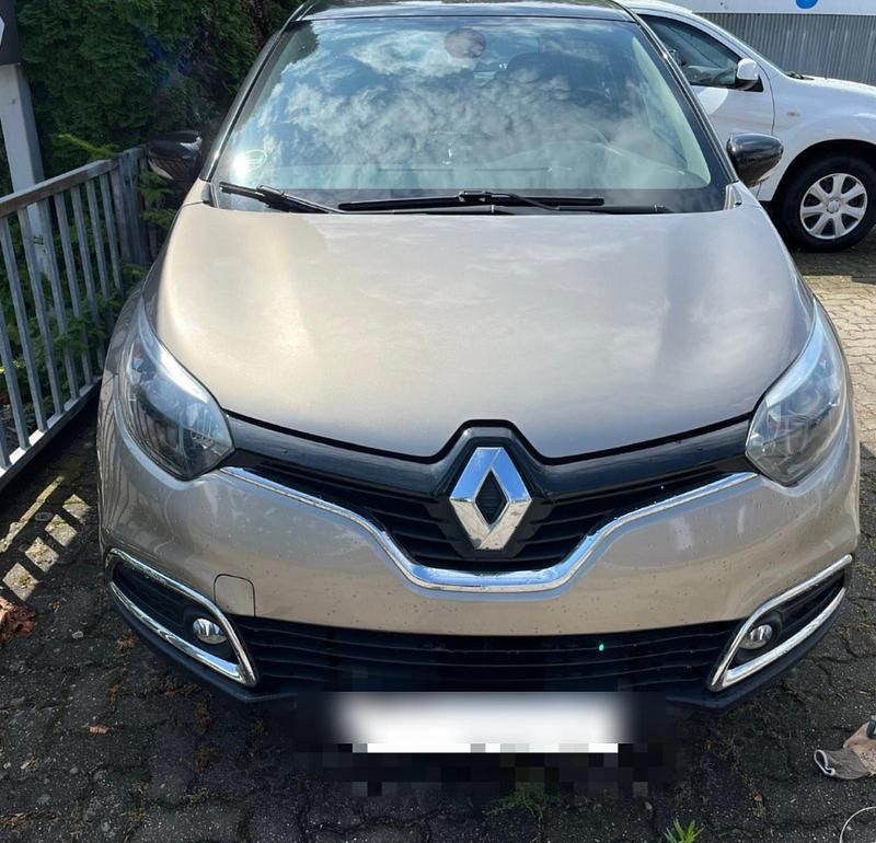 Silber Gebraucht 2015 Renault Captur SUV | 5.888 € (Guter Preis) - Bild 1/4