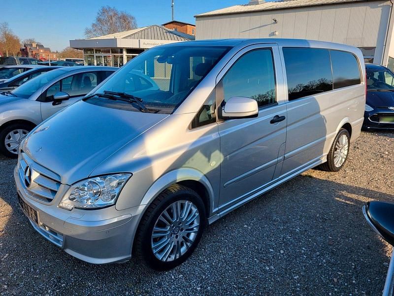 Gebraucht Mercedes Vito 224 PS (164 kW) 2014 Silber Van