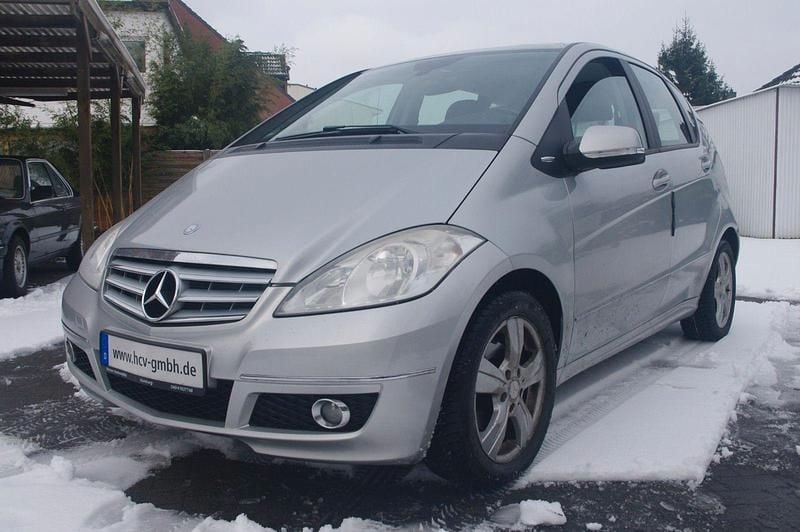 Gebraucht Mercedes A160 95 PS (69 kW) 2010 Silber Kleinwagen