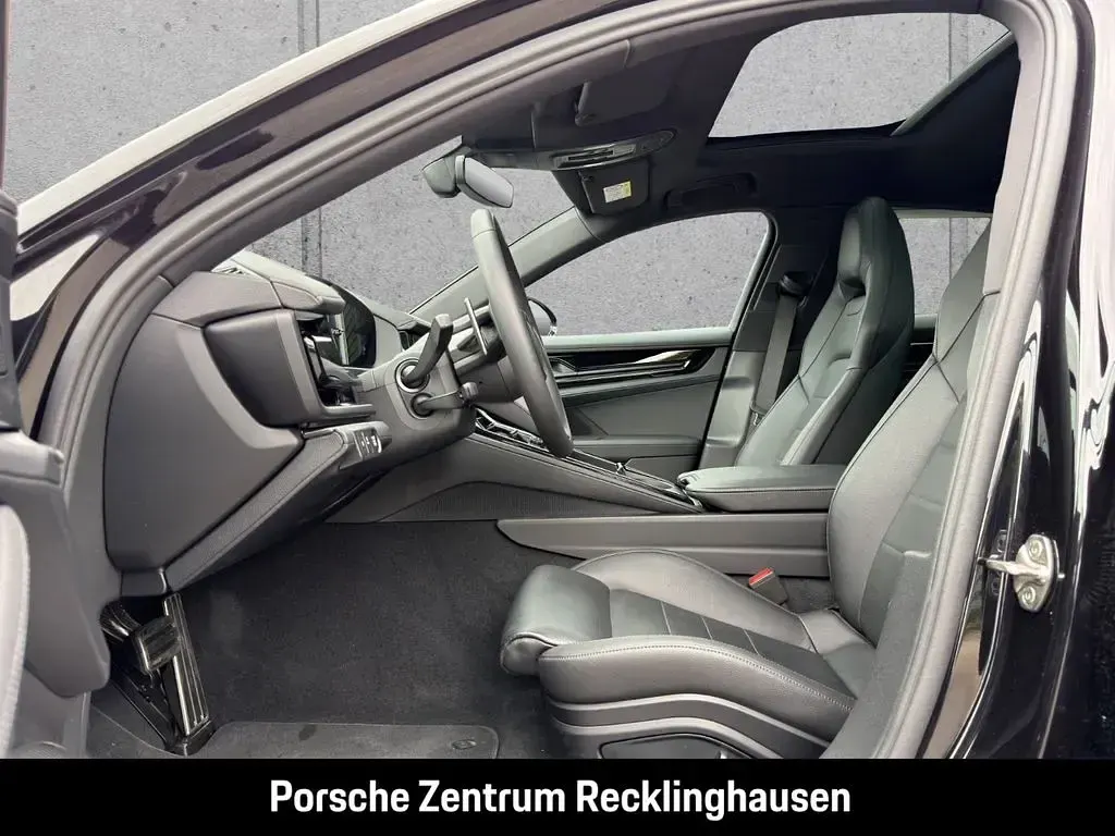 Gebraucht Porsche Panamera 4 470 PS (345 kW) 2024 Schwarz Kleinwagen