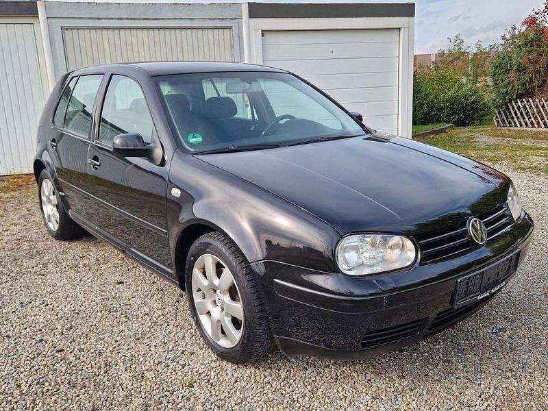 Schwarz Gebraucht 2003 VW Golf IV Pacific Limousine | 1.550 € (Guter Preis) - Bild 1/4
