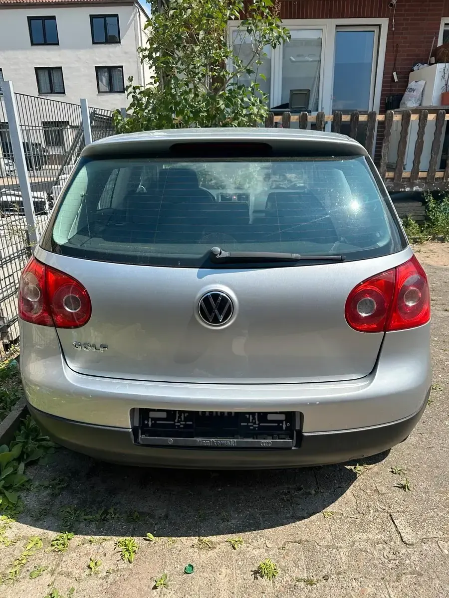Gebraucht VW Golf V 75 PS (55 kW) 2004 Grau Kleinwagen