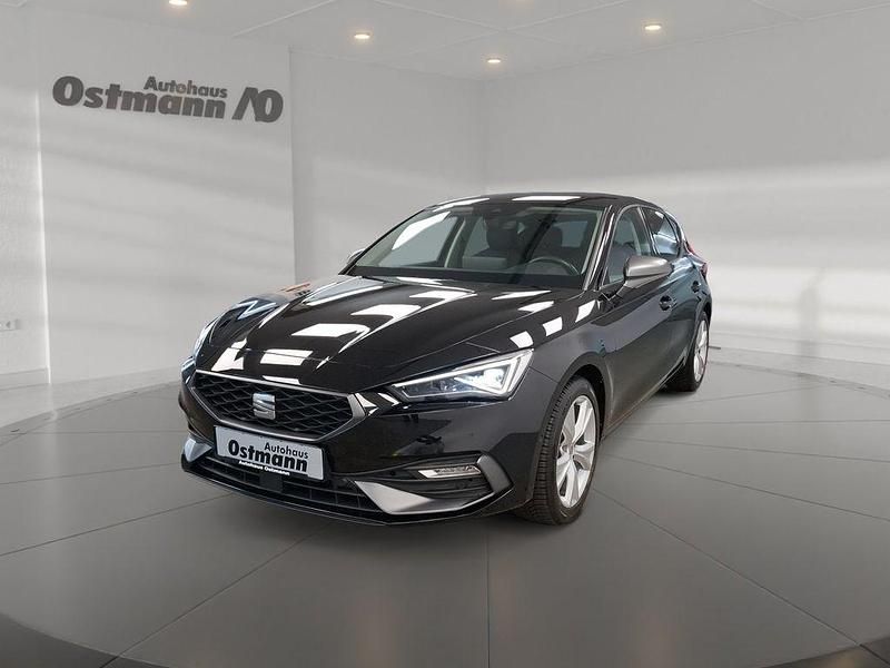 Schwarz Gebraucht 2024 Seat Leon FR Limousine | 27.940 € (Fairer Preis) - Bild 1/4