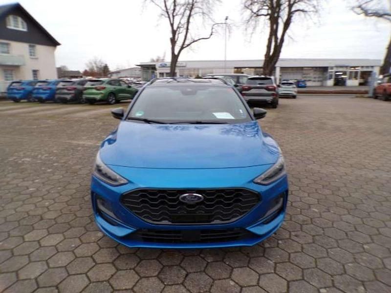 Gebraucht Ford Focus ST-Line X 155 PS (114 kW) 2025 Blau Limousine