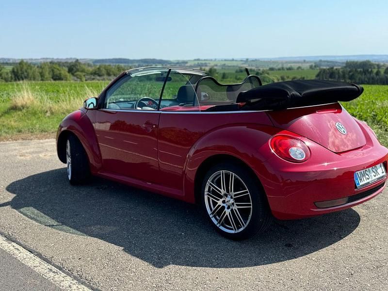 Gebraucht VW New Beetle 102 PS (75 kW) 2006 Rot Kleinwagen