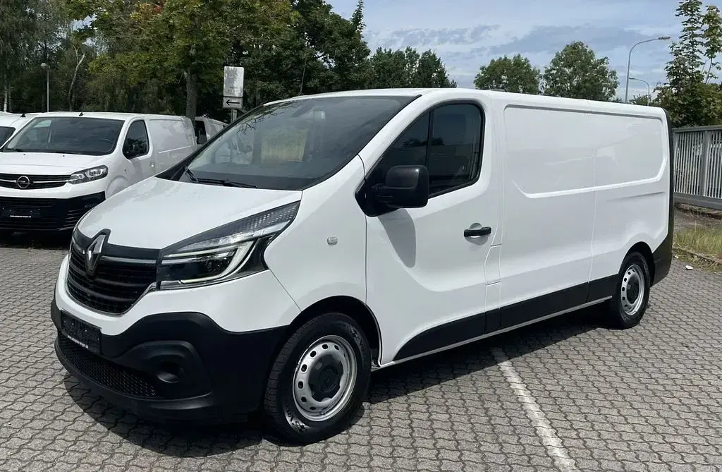 Gebraucht Renault Trafic 145 PS (106 kW) 2021 Weiß Van / Kleinbus