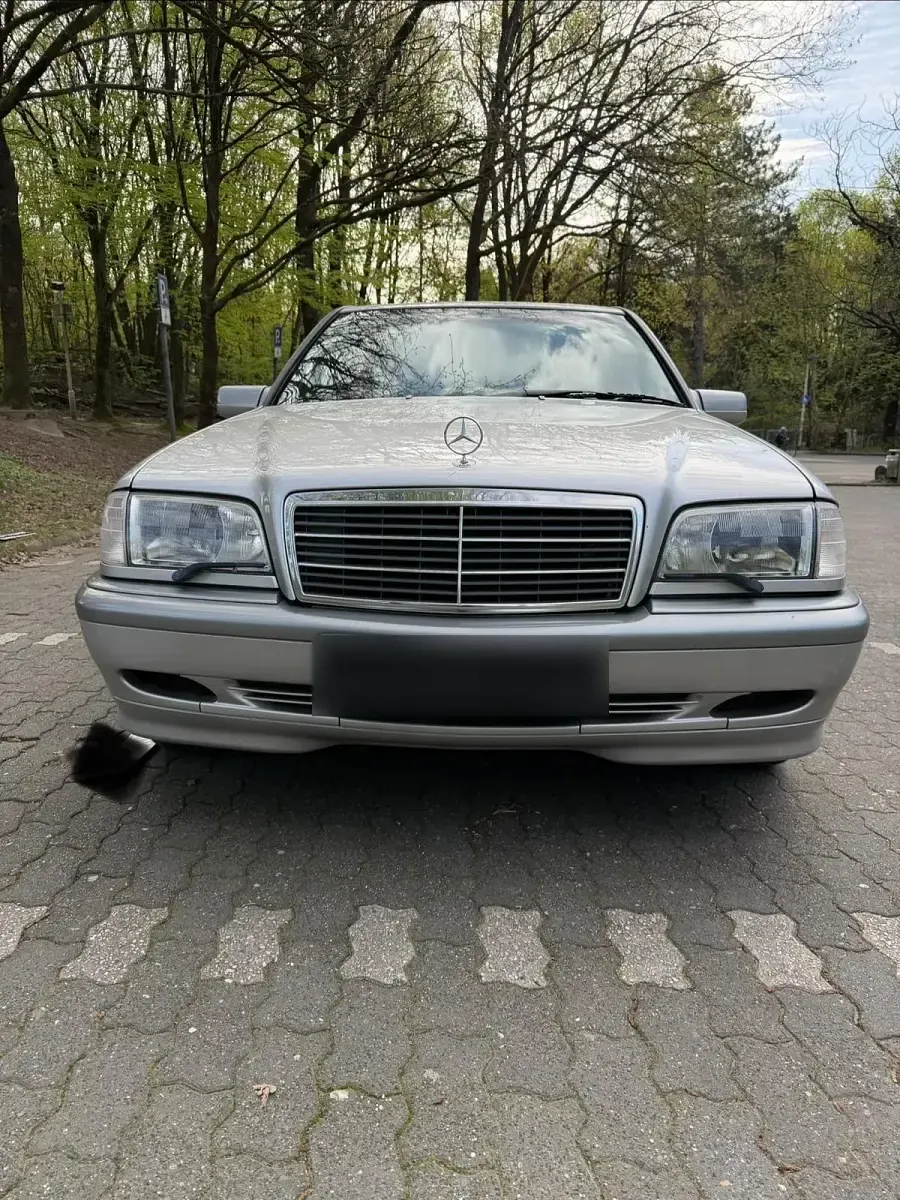 Gebraucht Mercedes C200 136 PS (100 kW) 2000 Silber Limousine