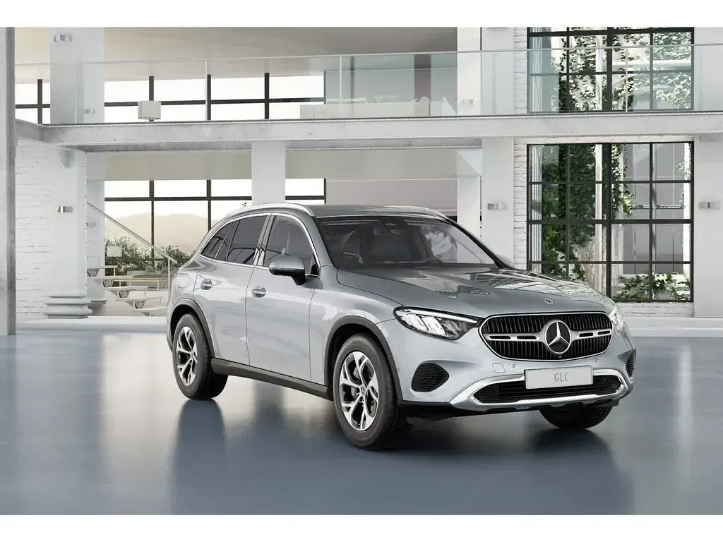 Gebraucht Mercedes GLC300de Avantgarde 333 PS (244 kW) 2025 Silber SUV
