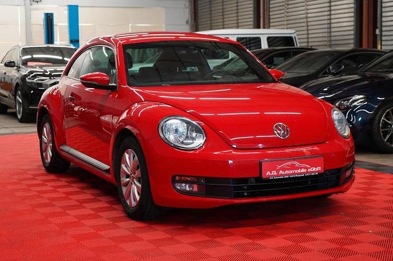 Second-hand VW Beetle 105 CP (77 kW) 2014 Roșu Hatchback