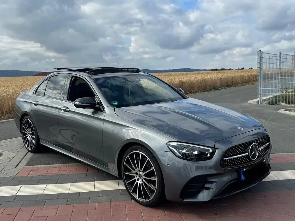 Gebraucht Mercedes E400 AMG 330 PS (242 kW) 2023 Grau Limousine