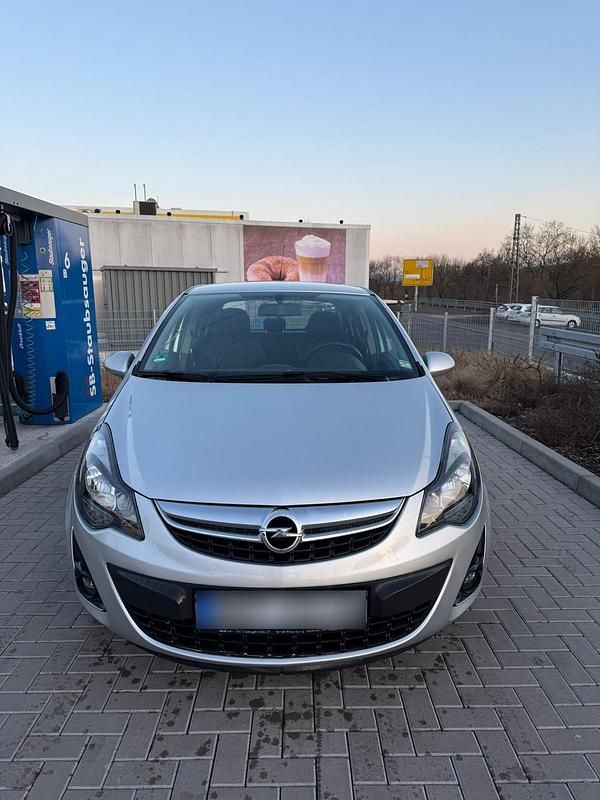 Gebraucht Opel Corsa 75 PS (55 kW) 2010 Silber Kleinwagen